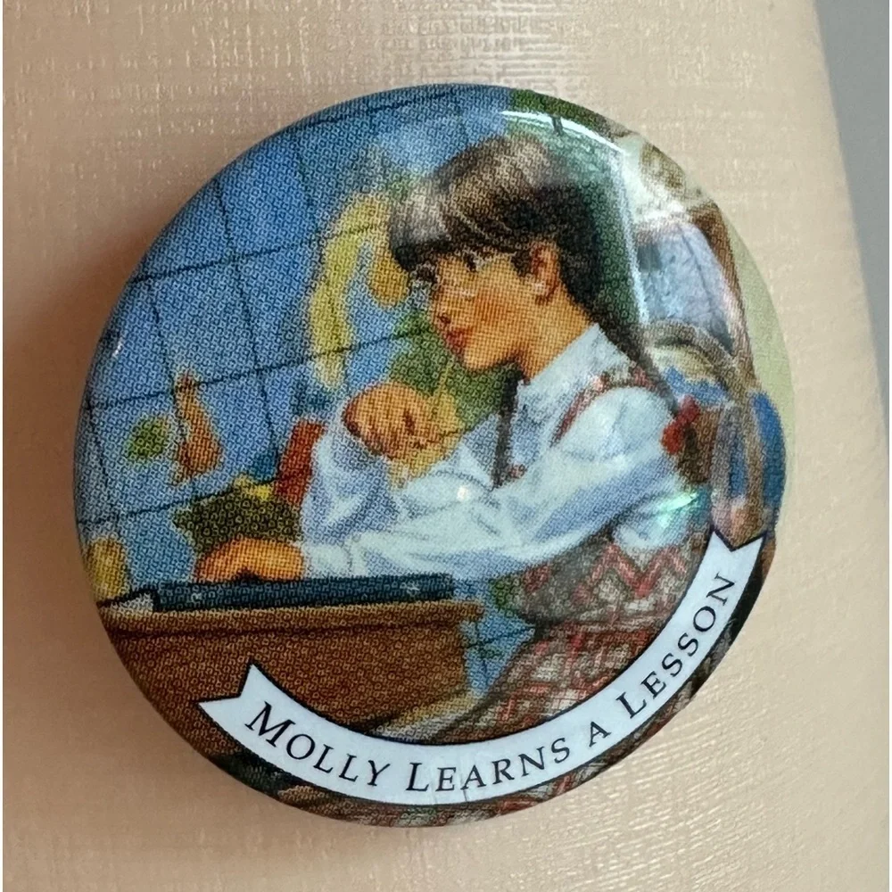 Vintage American Girl 5 Collector‎ Pins